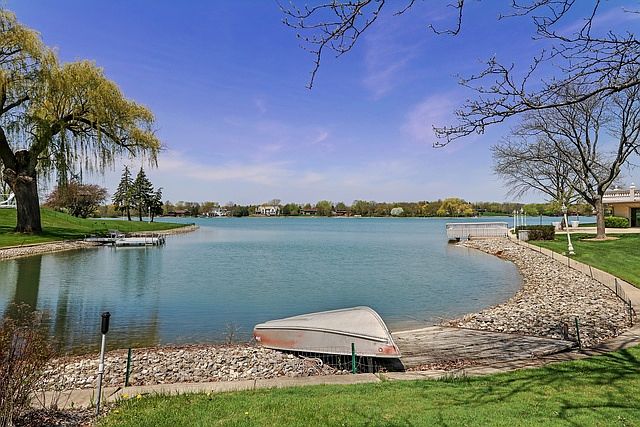 1st image of 14 Watergate Dr