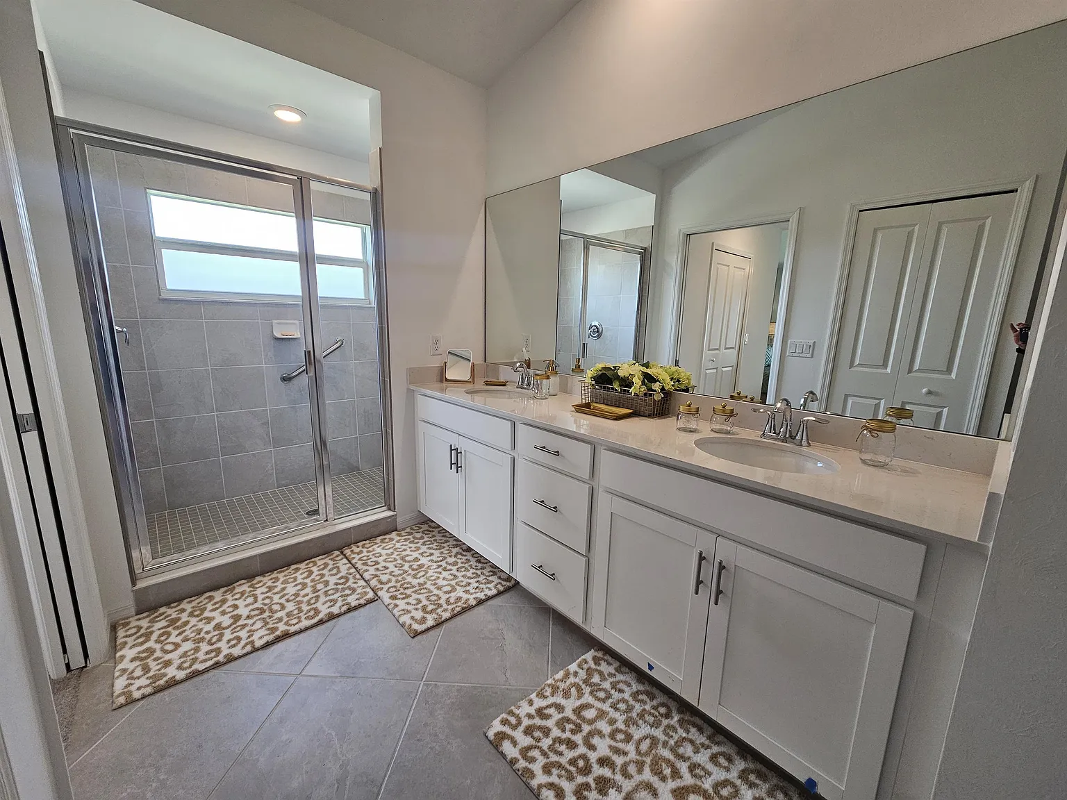 5427 Double Eagle Cir #2826 - The N... — Photo 2