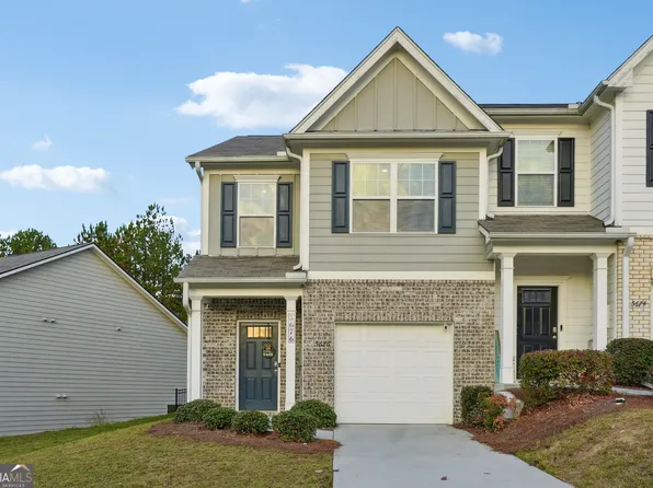 5676 Union Pointe Dr, Union City, GA 30291