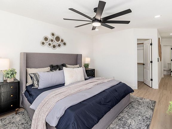 4th image of 4301 N 21ST Street #1