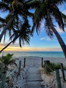 1901 S Roosevelt Blvd #108, Key West, FL, 33040
