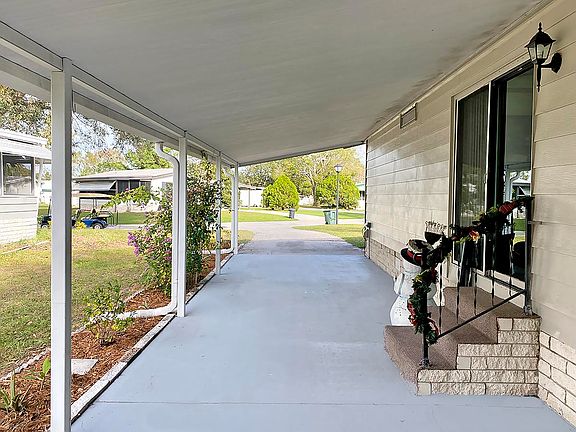 4th image of 717 Phoenix Ln #270