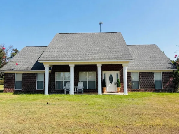 724 Randolph Loop, Randolph, MS 38864