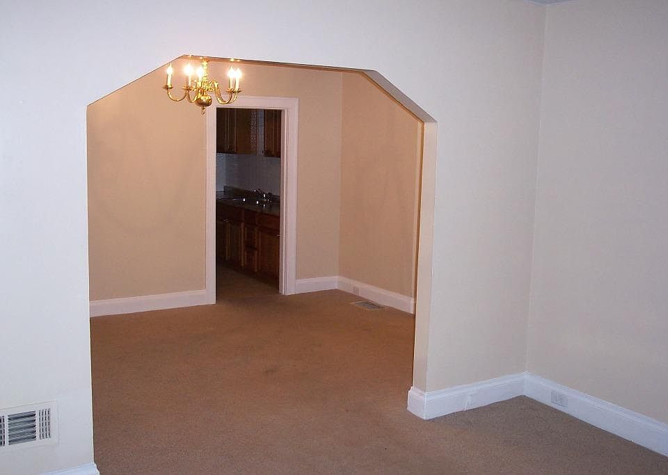 2nd image of 4017 Delor St