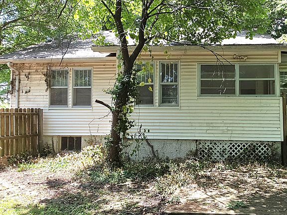 2nd image of 1038 S Delaware Ave