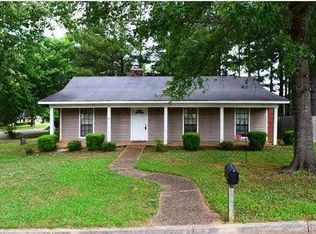 602 Red Oak Dr, Madison, MS 39110