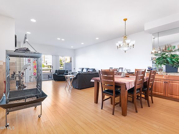 3rd image of 6828 Laurel Canyon Blvd Unit 109