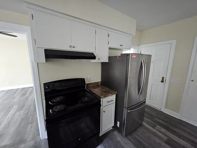 19 Negus St #3 — Photo 2