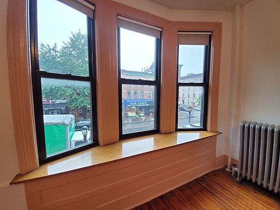 4th image of 223 Prospect Park W #1