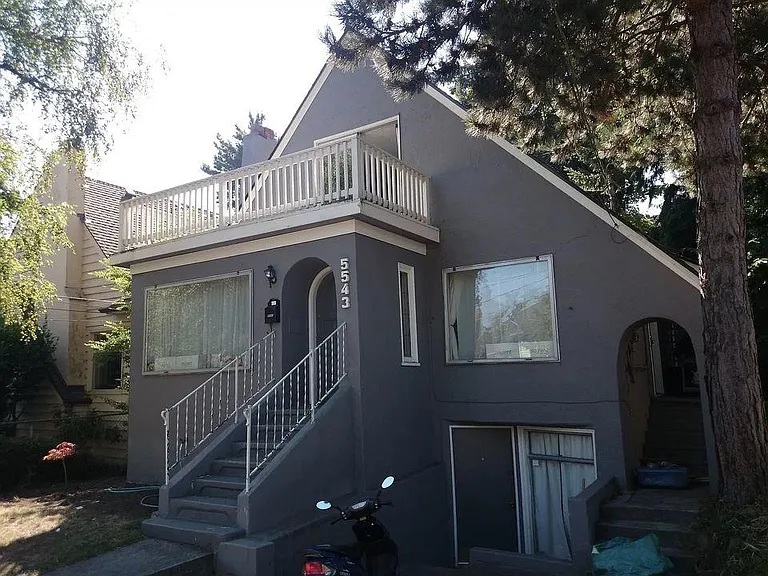5543 25th Ave NE — Photo 1