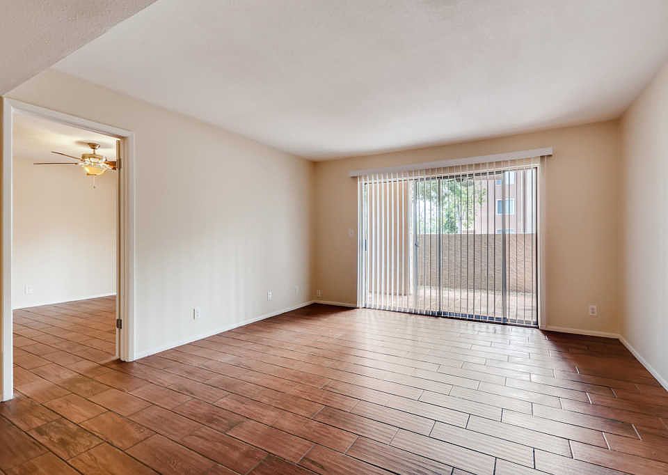 1st image of 540 N May St #1118