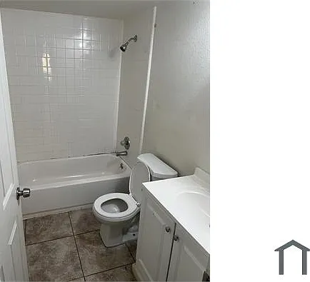 3354 W Shields Ave #201 — Photo 6