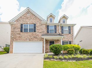 863 Hawthorn Ln, Grayson, GA 30017