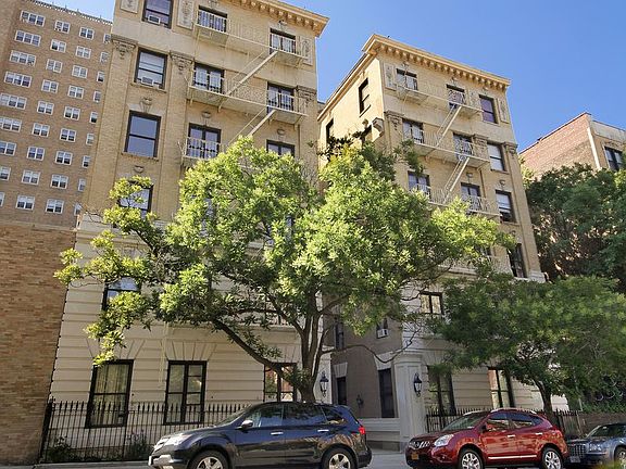 5th image of 175 Claremont Ave APT 34