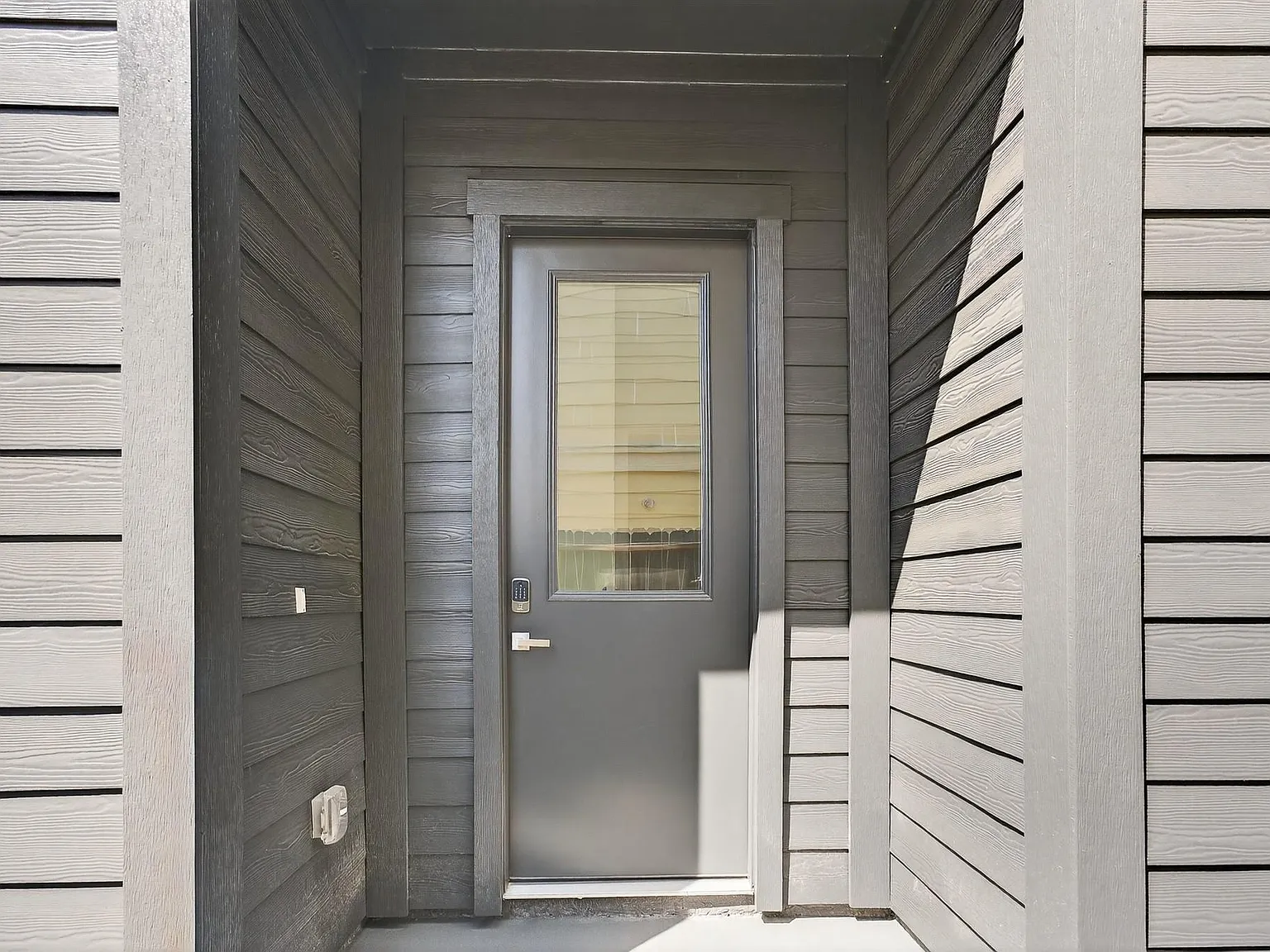 3 bed, 2.5 bath, 1803 sqft, $2,750 — Photo 3
