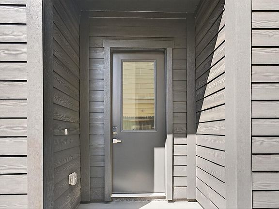 3rd image of 305 Marcella St #D