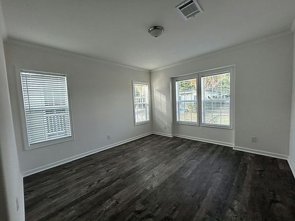 3rd image of 13104 Lemon Ave