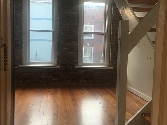 4th image of 43 Market St APT 1