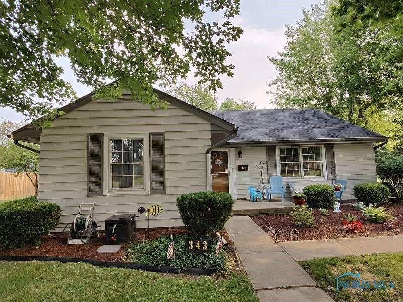 1st image of 343 Fairlawn Pl
