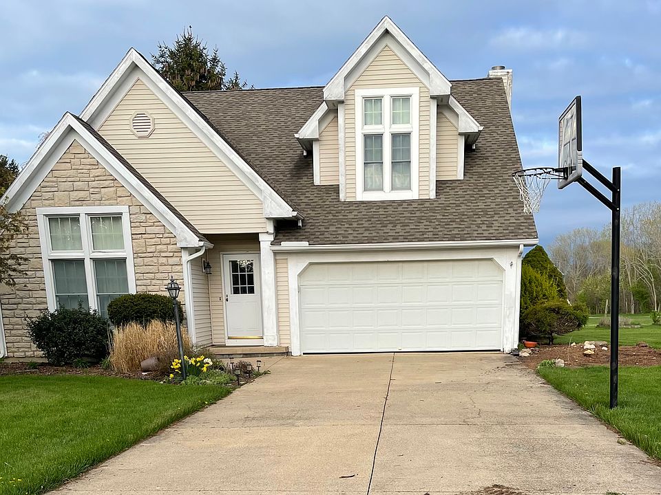 1st image of 3625 N Roger Dr