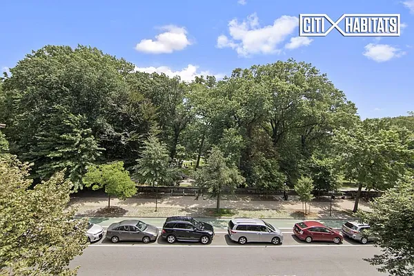 Rented by Citi Habitats | media 9