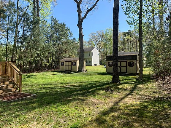 3rd image of 2377 Mayflower Dr