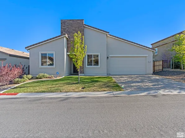 8136 Dornoch Dr, Verdi, NV 89439