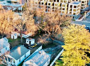 400 10 1/2 St NW, Charlottesville, VA 22903