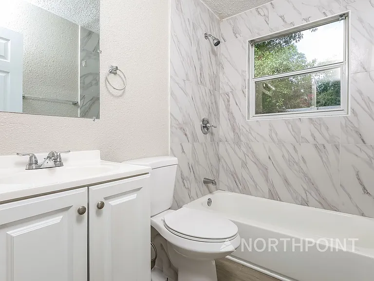 6813 Tinkerbell Ln — Photo 9