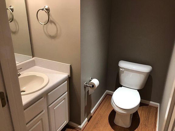 4th image of 124 Abby Ln