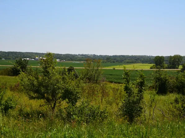 E 63rd, Lecompton, KS 66050