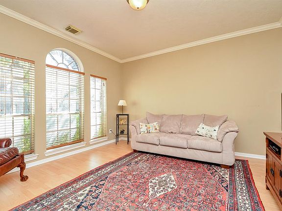 4th image of 406 Crestridge Dr