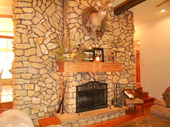 5th image of 8818 N Suncrest Wood Pl