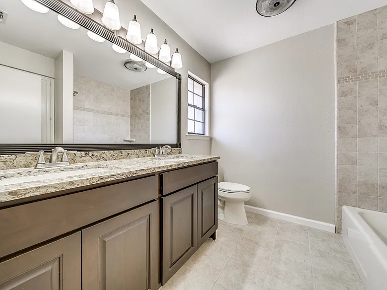 5866 Royal Rdg — Photo 11