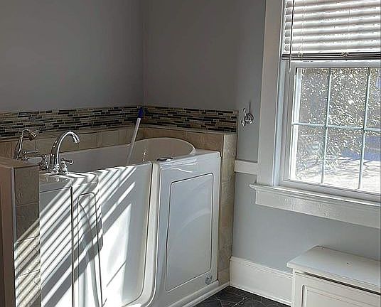 5th image of 500 Kirksey Dr W