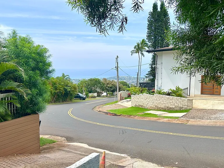 4559 Sierra Dr #B — Photo 14