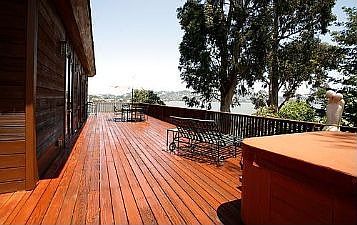 Deck :: 421 E. Strawberry Drive