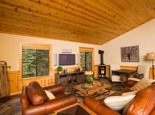 11788 Saint Bernard Dr, Truckee, CA 96161