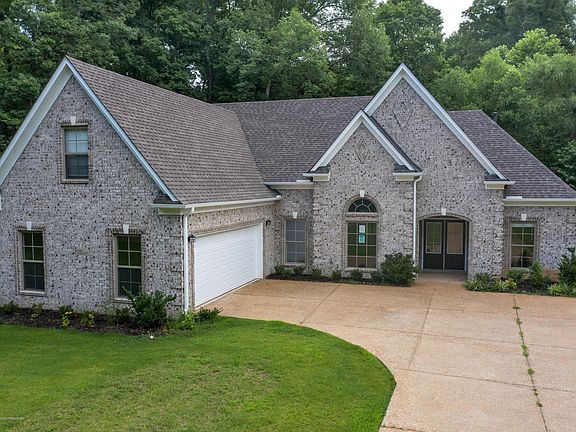 2nd image of 7378 Soaring Oaks Dr