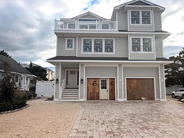 6 E Sigsbee Ave, Brant Beach, NJ 08008