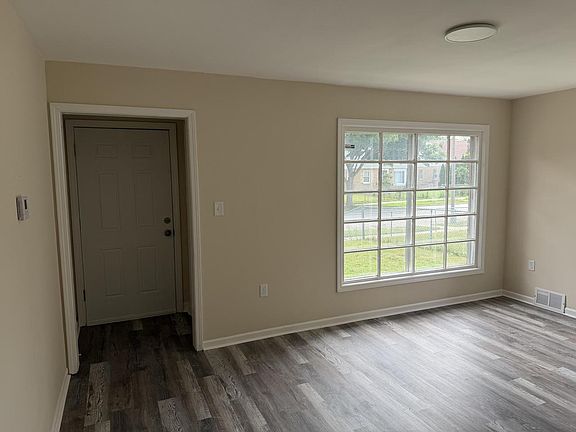 4th image of 4557 N 26th STREET
