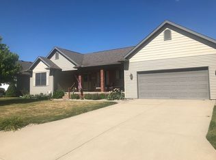 1810 Sage Dr, Normal, IL 61761