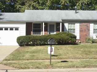 7405 Lynn Grove Ct, Hazelwood, MO 63042