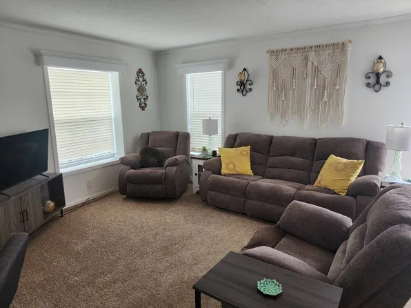 2095 Lancelot Ln #2095, Mankato, MN 56003