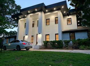 1494 Spalding Dr, Sandy Springs, GA 30350