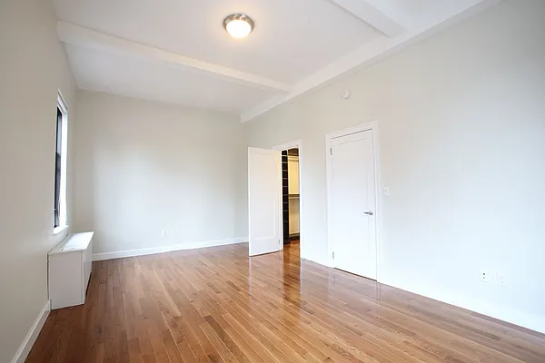 Rented by Stonehenge NYC LLC | media 24