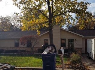 10652 Canter Way, Saint Louis, MO 63114