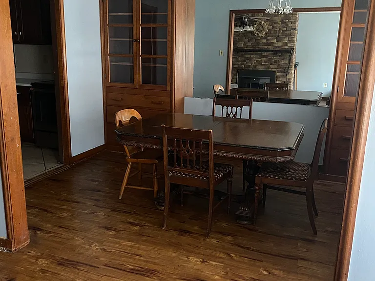 830 Midland Ave #1 — Photo 3