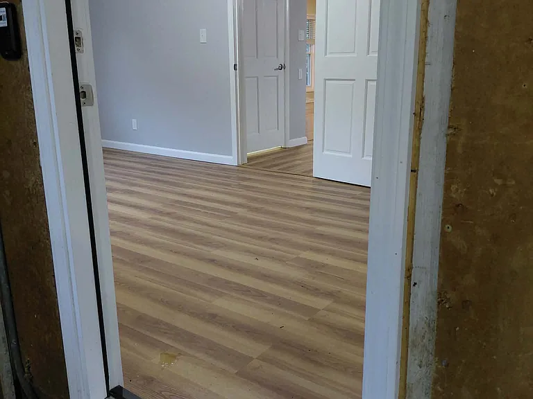 111 Randall Ave — Photo 12