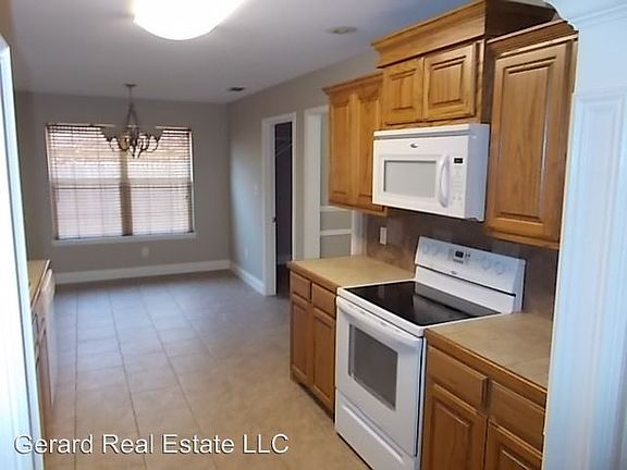 5th image of 7626 Tuscany Dr